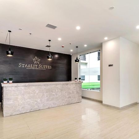 Starlit Suites Newtown Calcutá Exterior foto